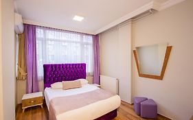 Tac Hotel